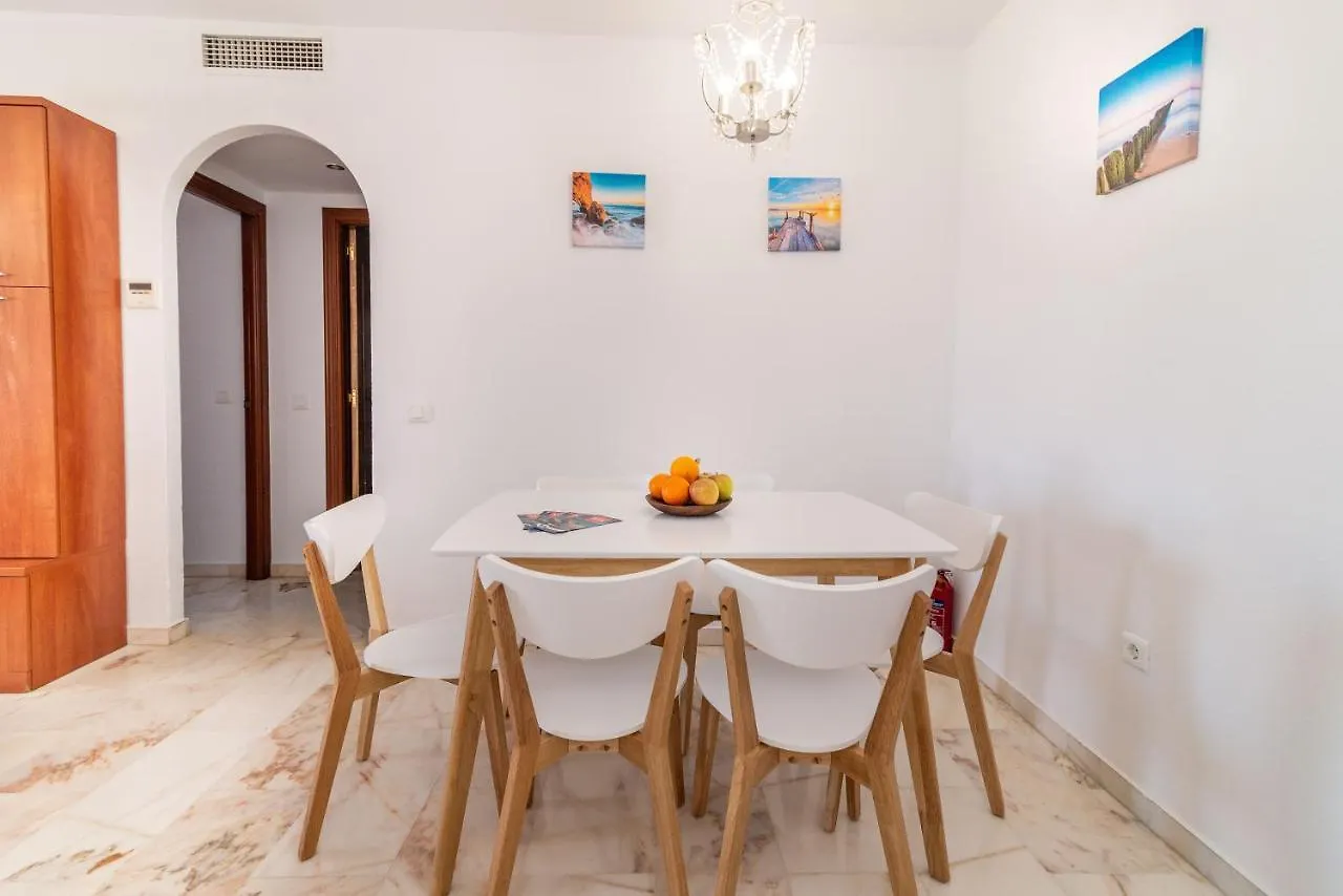 N&A Benalmadena Pueblo 2Br Apt Stunning Views Daire 0*,